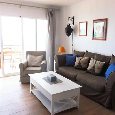 Arce Nsf24- Torrecilla, 아파트 네르하