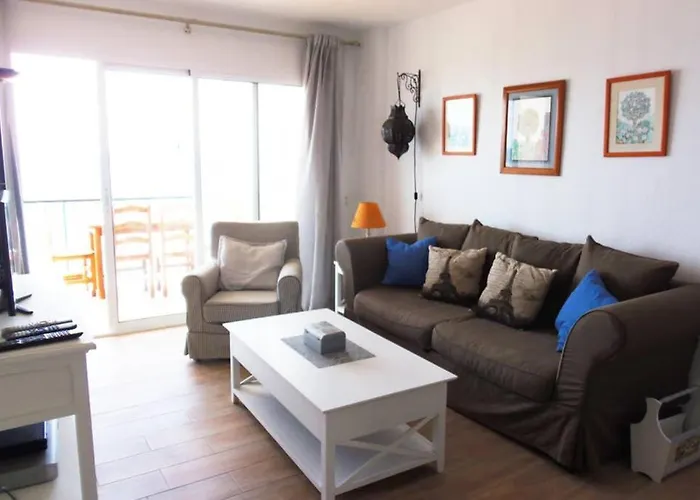 Arce Nsf24- Torrecilla, 아파트 네르하